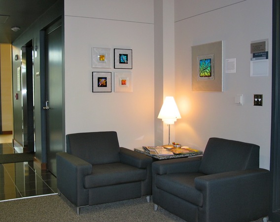  : Installations : art & architectural glass for residential & commercial installations,purchase & commission